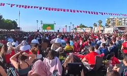 Mersin'de sabahın ilk ışıklarıyla Milli coşku