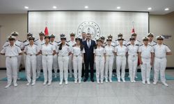 Geleceğin denizcileri Milli Eğitime çıkarma yaptı
