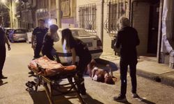 Önce annesini ardından kendini bıçakla yaraladı