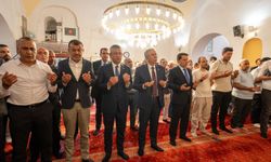 Özgür Özel ve Mansur Yavaş, Ferdi Zeyrek için okutulan Mevlid-i Şerife katıldı