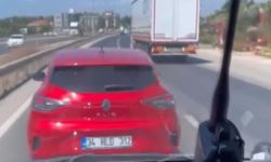 Ambulansa yol vermeyen sürücü kamerada