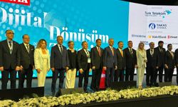 Dijital Dönüşüm Zirvesi’nde Türkiye’nin teknoloji gücü vurgulandı