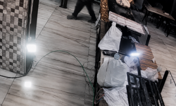 Fırında dikkat dağıtıp kasadan 10 bin lirayı çaldılar