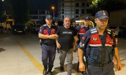 Yönetmen Ezel Akay ve kardeşi yasaklı madde gözaltısı