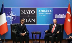 Erdoğan ile Macron NATO Zirvesi'nde bir araya geldi