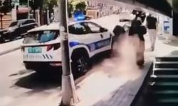 Fatih'te polis aracının motosiklete çarptığı kaza kamerada: 2'si polis 3 yaralı