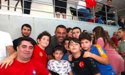 Gençlik ve Spor Bakan Yardımcısı Yerlikaya, Türkiye Minikler Güreş Şampiyonası’nı takip etti