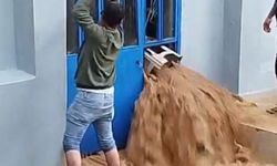 Sağanak sele dönüştü, köylerde hasar oluştu