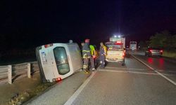 Orta refüje devrilen aracın içinden kimse çıkmadı