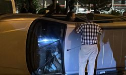 Yan yatan aracının içine girip 1 saat eşya topladı
