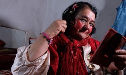 "Kırmızılı Kadın" artık aramızda değil