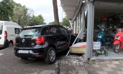 Otomobil dükkana daldı
