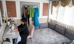 Dikiş eğitimiyle kendi üretim atölyesini kurdu