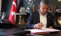 Özgür Özel imzayı attı