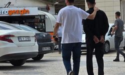 Polisin 50 kilometre takip ettiği otomobilden 20 bin sentetik ecza ele geçirildi: 1 gözaltı