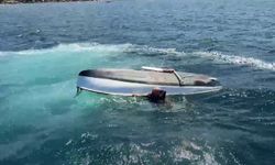 Teknesi alabora olan kişiyi Sahil Güvenlik ekipleri kurtardı