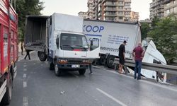 Kumaş yüklü TIR, dere yatağına düştü: 1 yaralı