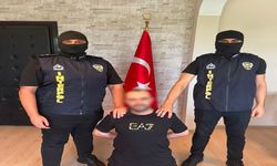 Kırmızı bültenle aranan 2 organize suç örgütü elebaşı Türkiye'ye iade edildi
