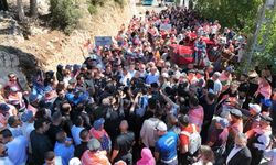 2. Kardeş Göçerler Yörük Etkinliği Temsili Göç Yürüyüşüyle başladı