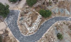 Boztepe’de yollar yenileniyor, ulaşım rahatlıyor