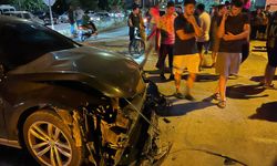 Adana'da 3 otomobilin karıştığı zincirleme kaza: 7 yaralı