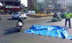 Aydın'da kırmızı ışıkta geçip, otomobile çarpan motosikletli, hayatını kaybetti