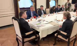 Bakan Gürlek Behçet Oktay'ın ailesini kabul etti