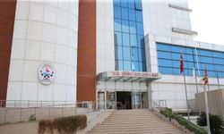 Belediye Başkanın aracına silahlı saldırı yapıldı