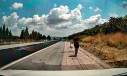 Biri hırsızlık yaptı, diğeri sürücüyü uyardı; 2 kuzen tutuklandı