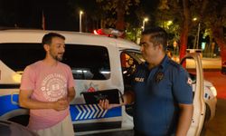 Aracın üzerindeki çantada 30 bin TL buldu polise teslim etti