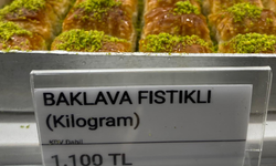 Mersin'de baklavanın kilosu bin 100 TL
