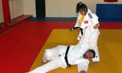 Kendini korumak için başladığı judoda dünya şampiyonu oldu