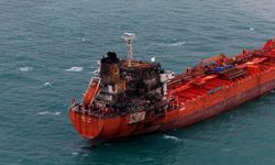 Karaya oturan tanker römorkörle kaldırılacak