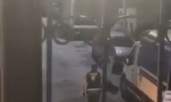 Hakkında kayıp ihbarı olan kız, polisi görünce boğazına bıçak dayadı