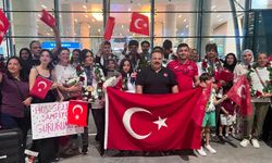 İşitme engelli milli sporcular Ankara’da coşkuyla karşılandı