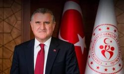 Bakan Bak : Her şey çocuklar ve gençlerimiz için