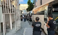 Kuşadası Belediyesi ile bağlantılı soruşturmada 14 şüpheli tutuklandı