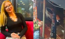 Otomobille çarpıp üzerinden geçtiği genç kız ağır yaralandı; o anlar kamerada
