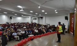 Tarsus’ta Yaz Kur’an Kursları coşkulu kapanışla sona erdi