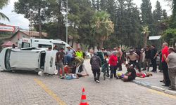 Osmaniye'de iki otomobil çarpıştı: 5 yaralı