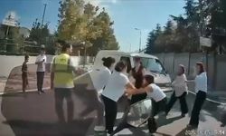 Sancaktepe’de kadınlar arasındaki saç saça kavga kamerada