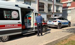 Seyyar satıcı sokak ortasında bıçaklandı