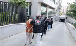 Silahlı saldırı hazırlığındaki 2 kişi ile bağlantılı oldukları 4 şüpheli tutuklandı