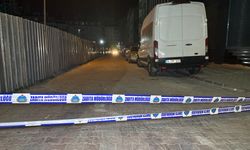 İnşaatta toprak kayması olunca sokak kapatıldı