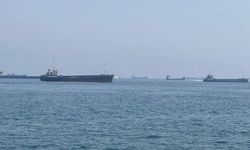 Suudi Arabistan açıklarında gemi vuruldu
