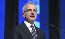 Bakan Uraloğlu: Girne'de batan gemide 8 kişi hayatını kaybetti, 19 yolcu için arama çalışmaları sürdürülüyor