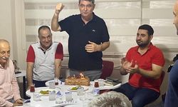 YENİ Parti’de Gökçel’e Sürpriz Doğum Günü Kutlaması