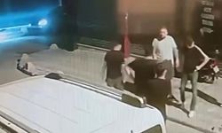 Sokak ortasında bıçaklı saldırı
