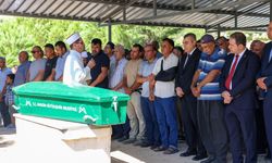 Vali Atilla Toros, gemi kazasında hayatını kaybeden Özdemir’in cenazesine katıldı