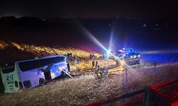 Yolcu otobüsü Amasya'da şarampole uçtu